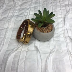 Tory Burch Leather Wrap Bracelet in Gold